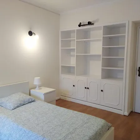 Azurem Rooms شقة *